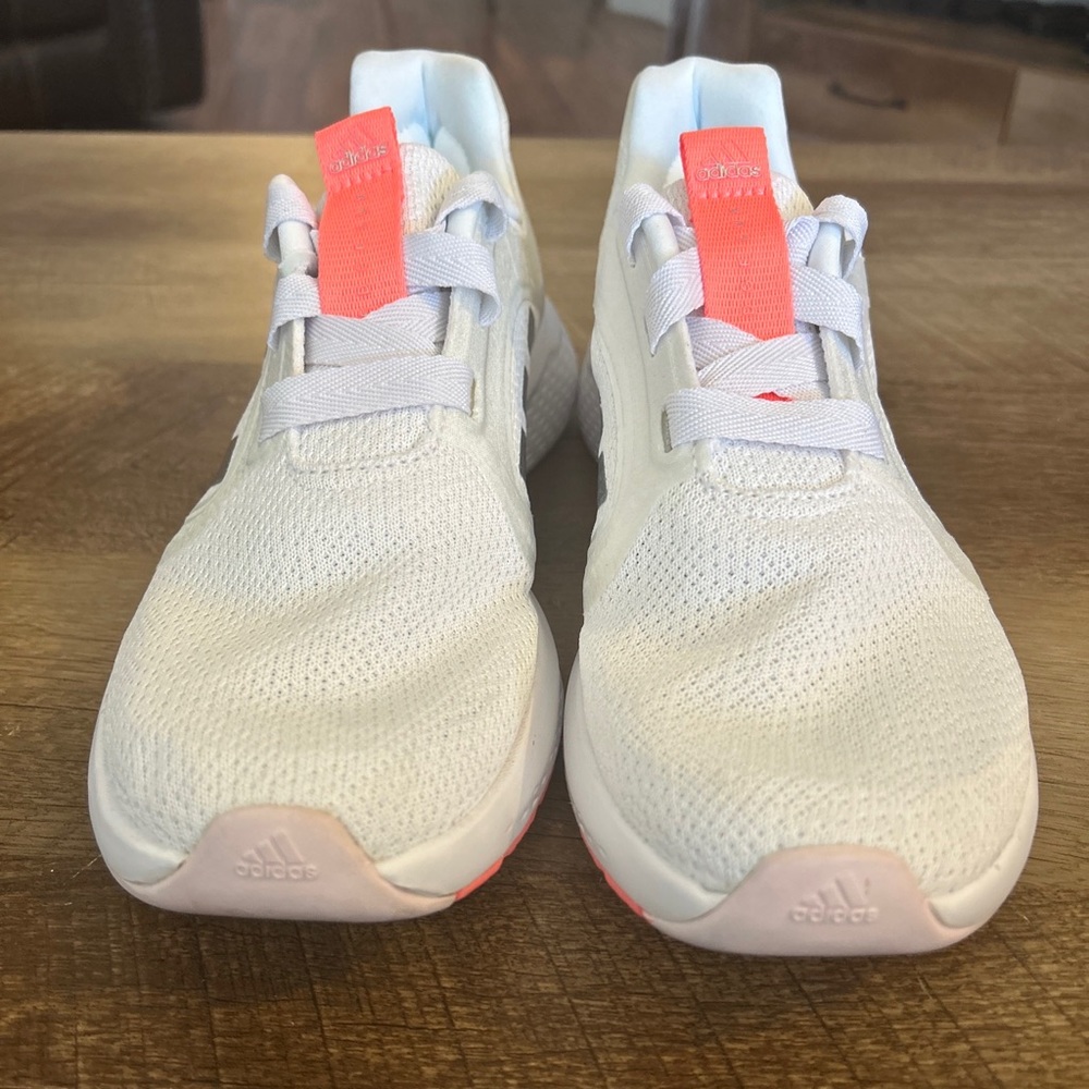 Adidas women’s edge lux 5 running shoes size 8.5 white/acid red